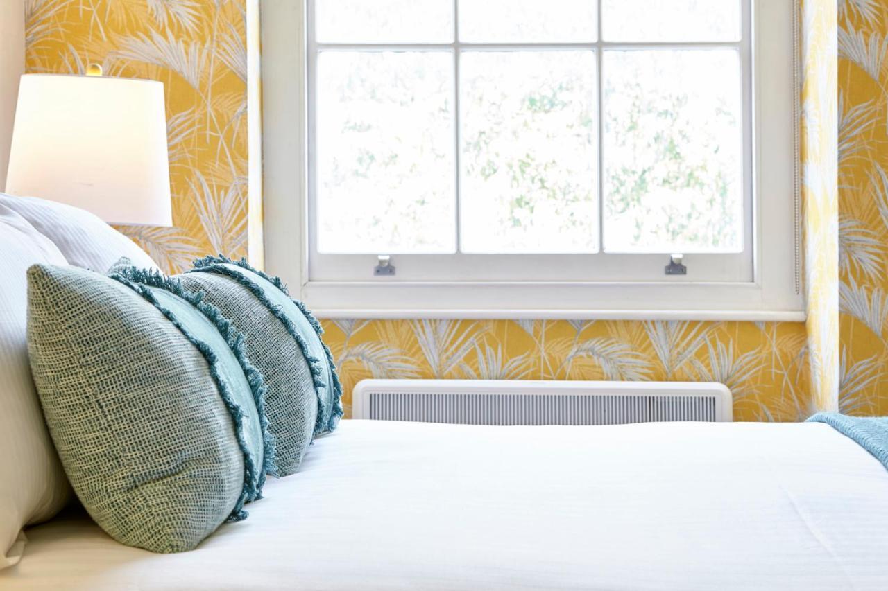 Berkeley Square Pads Apartment Bristol Bagian luar foto