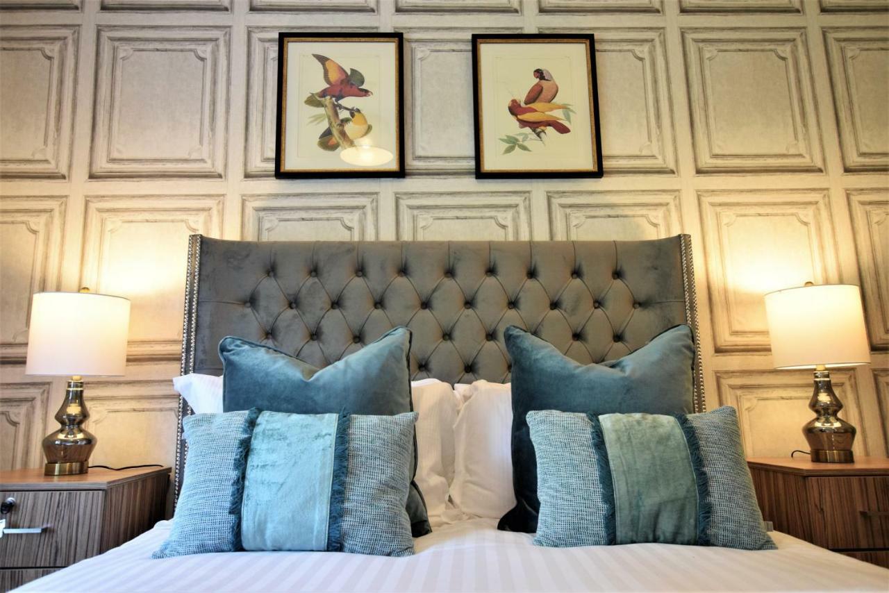 Berkeley Square Pads Apartment Bristol Bagian luar foto