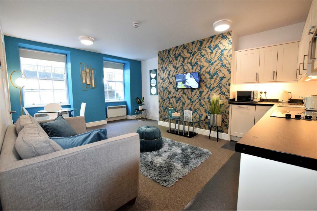Berkeley Square Pads Apartment Bristol Bagian luar foto
