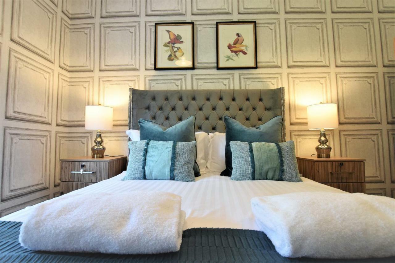 Berkeley Square Pads Apartment Bristol Bagian luar foto